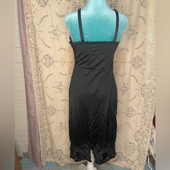 Vintage midi slip with lace and beading - Picture 5 of 7